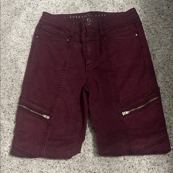 White House Black Market The Everyday Soft Jean - Picture 3 of 4